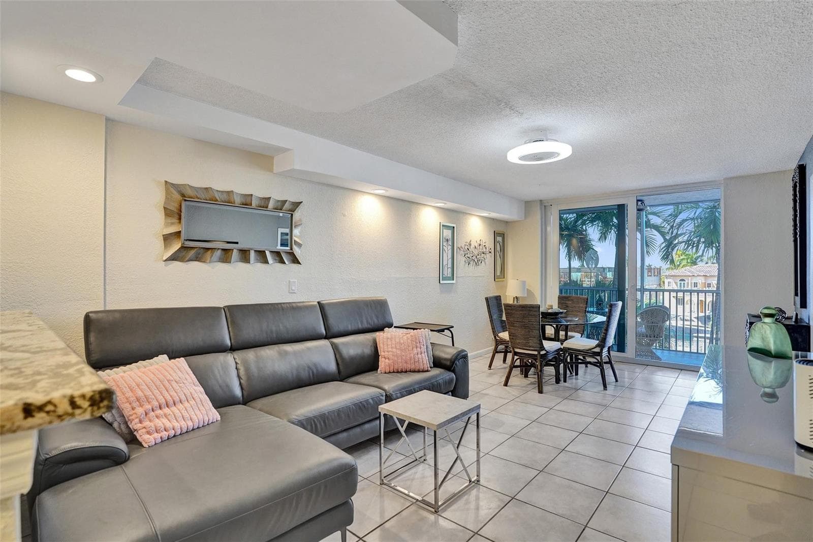 1391 S Ocean Boulevard 309 photo 6