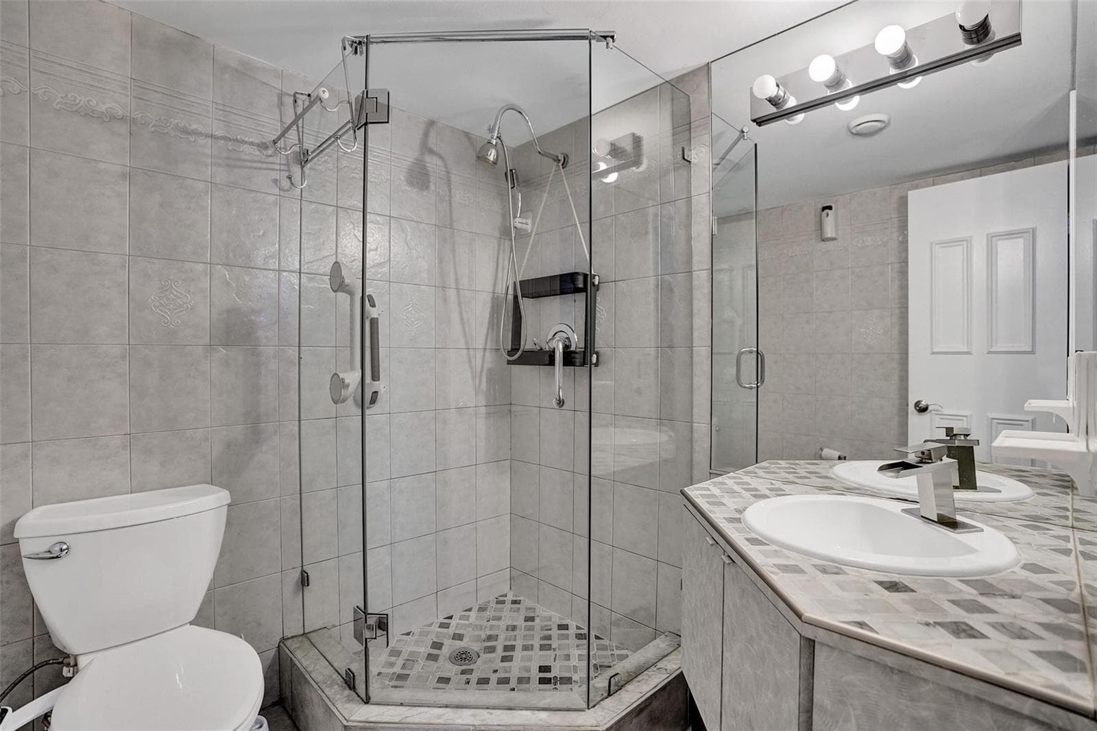 1391 S Ocean Boulevard 309 photo 13