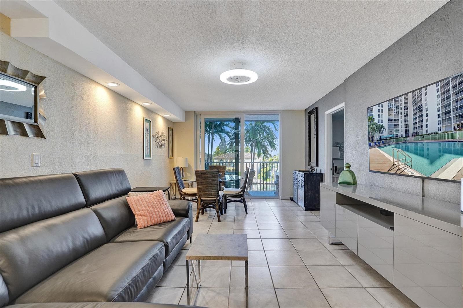 1391 S Ocean Boulevard 309 photo 10