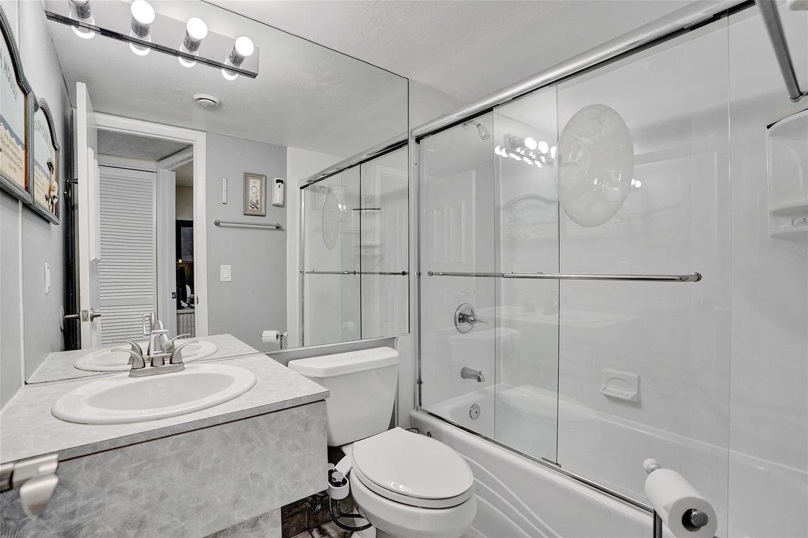 1391 S Ocean Boulevard 309 photo 19