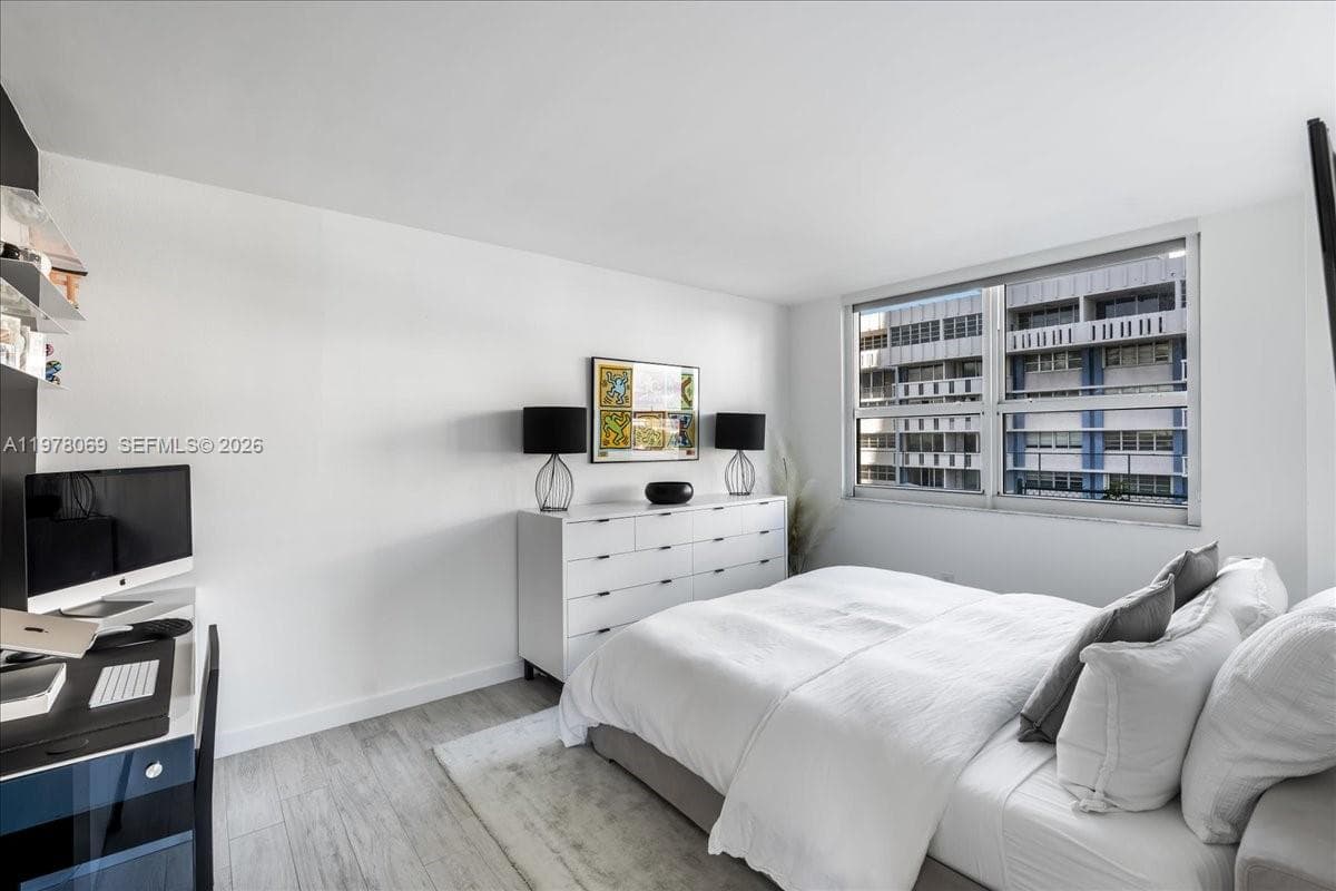 650 West Ave 712 photo 15