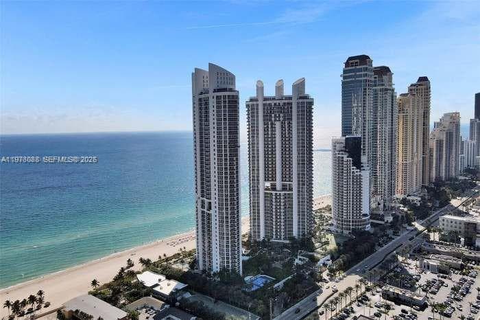 18201 Collins Ave 1202 photo 23