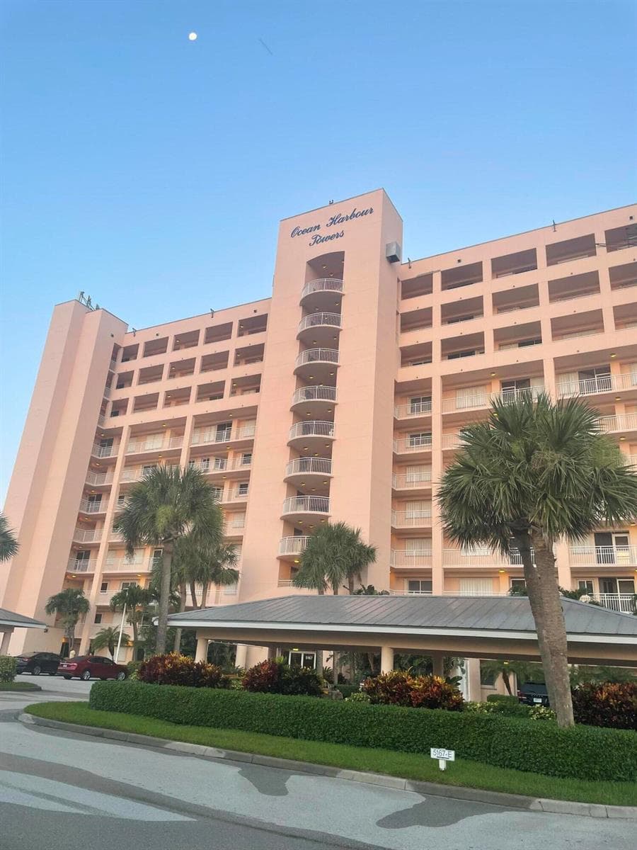 5167 N Highway A1a 201 photo 1