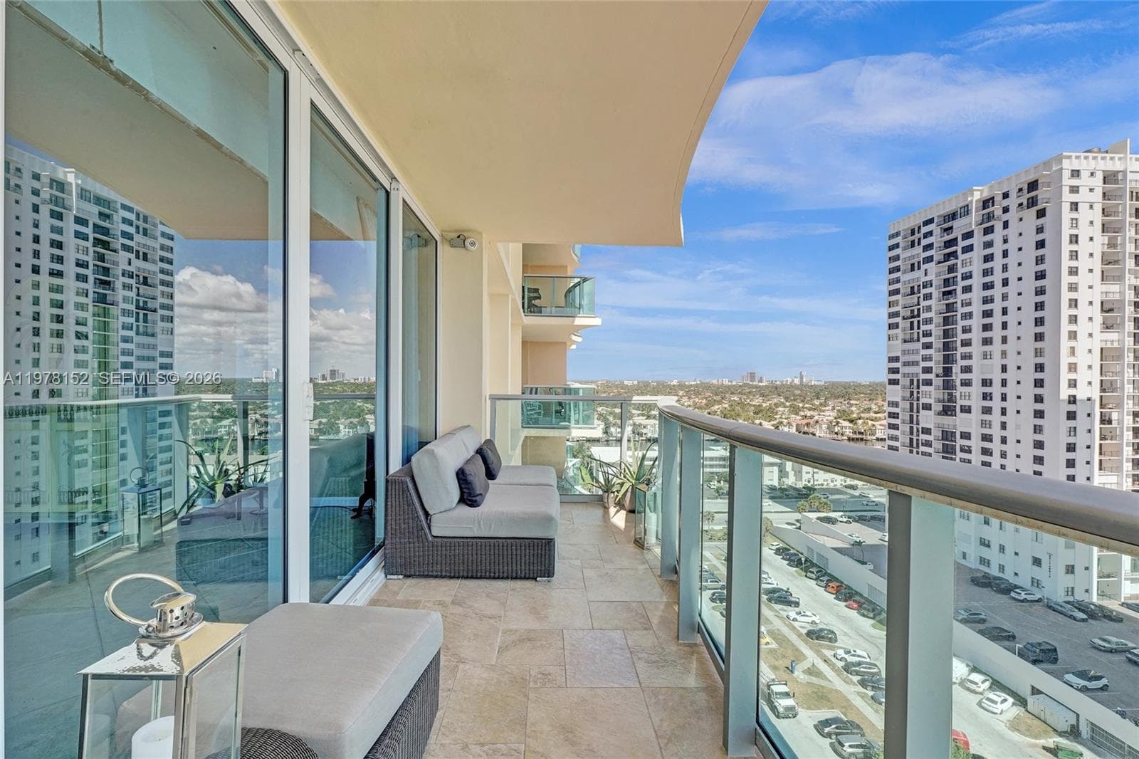 2501 Ocean Dr 1510 photo 5