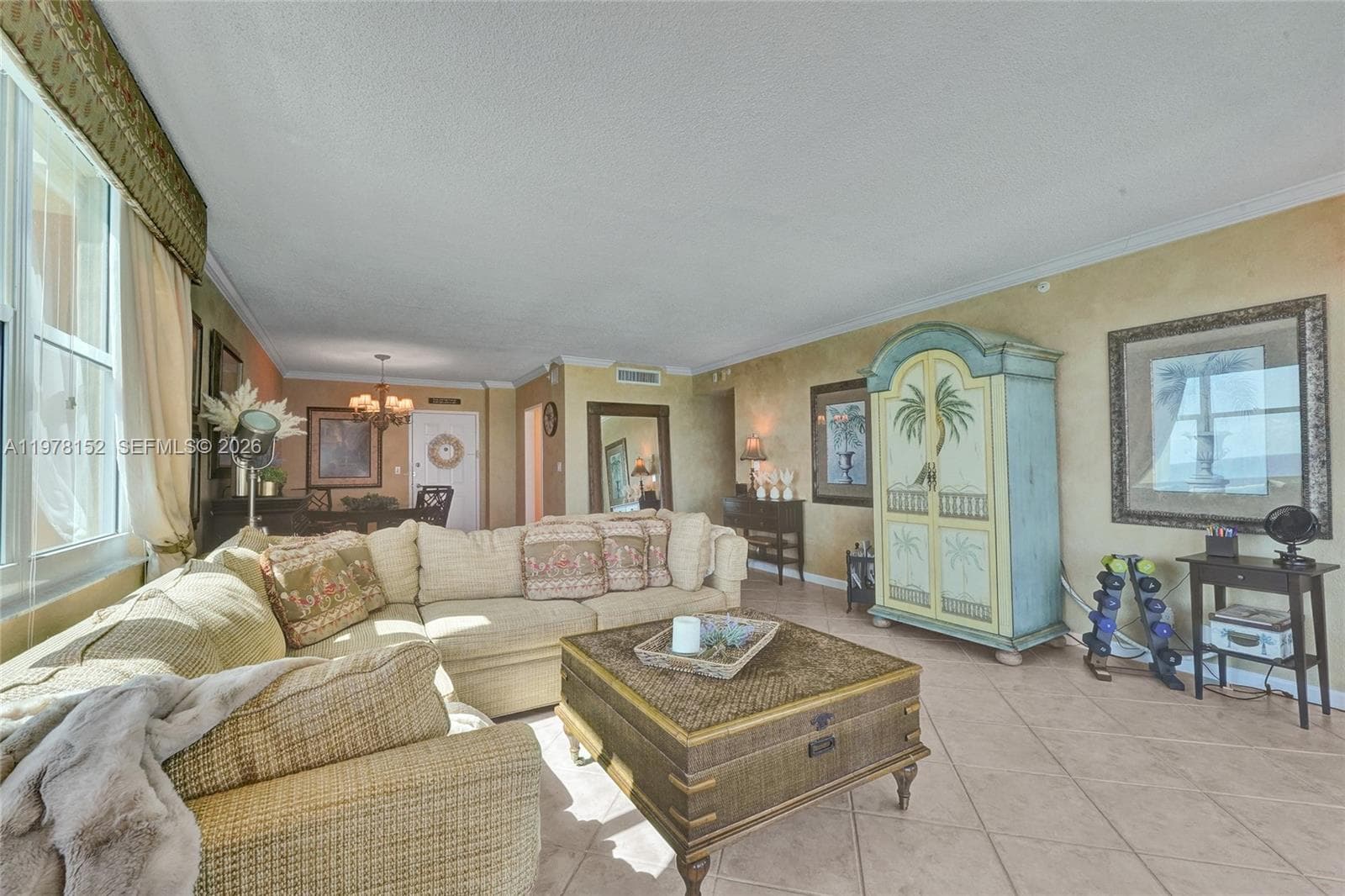 2501 Ocean Dr 1510 photo 8