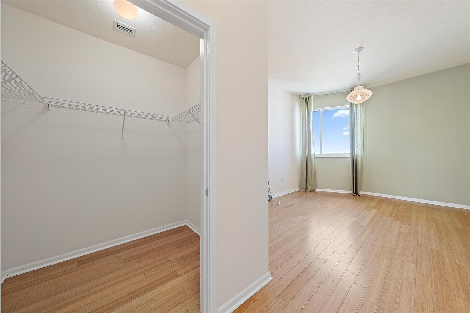 1551 N Flagler Drive Ph L7 photo 10