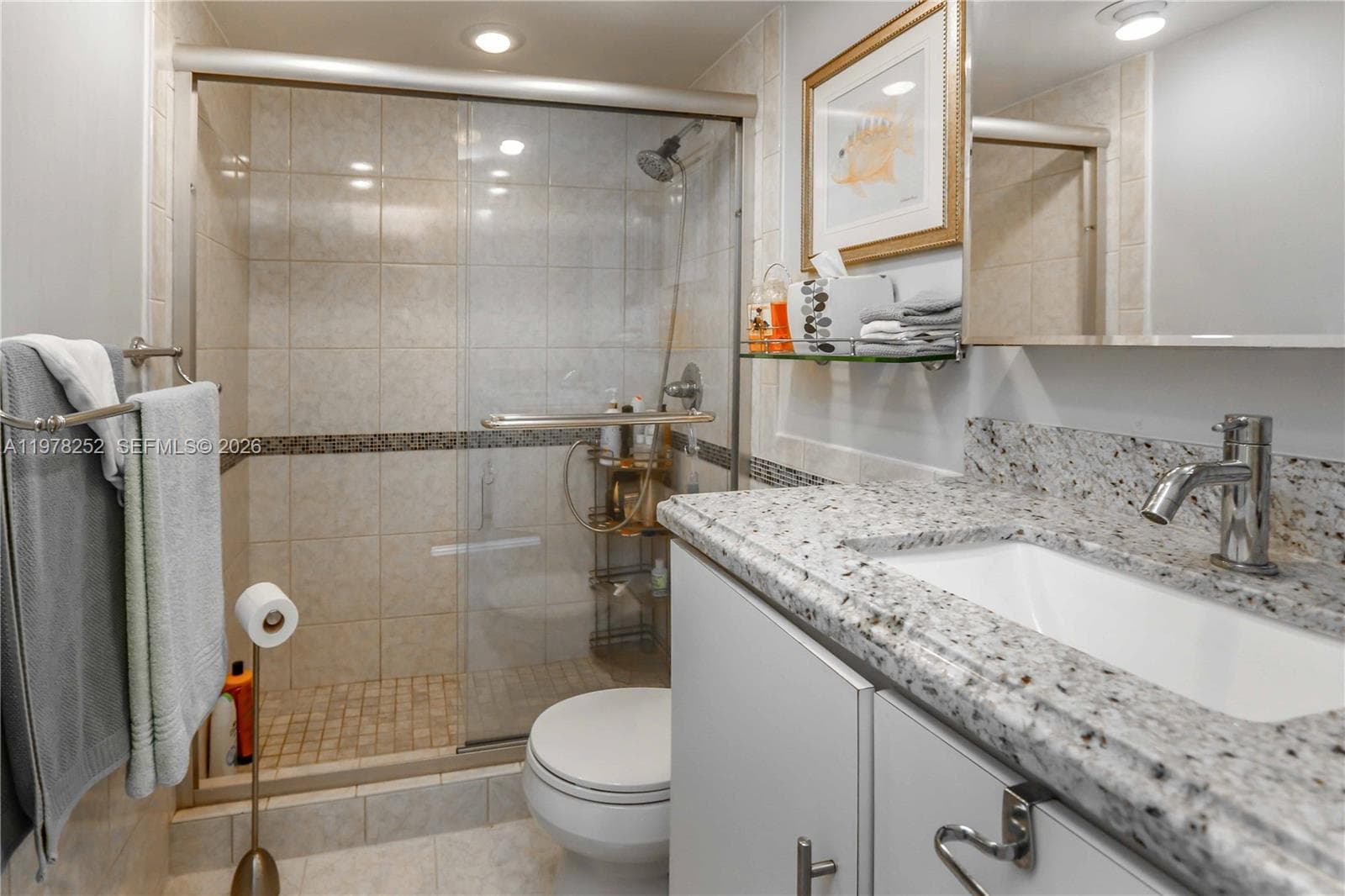 3001 S Ocean Dr 411 photo 17
