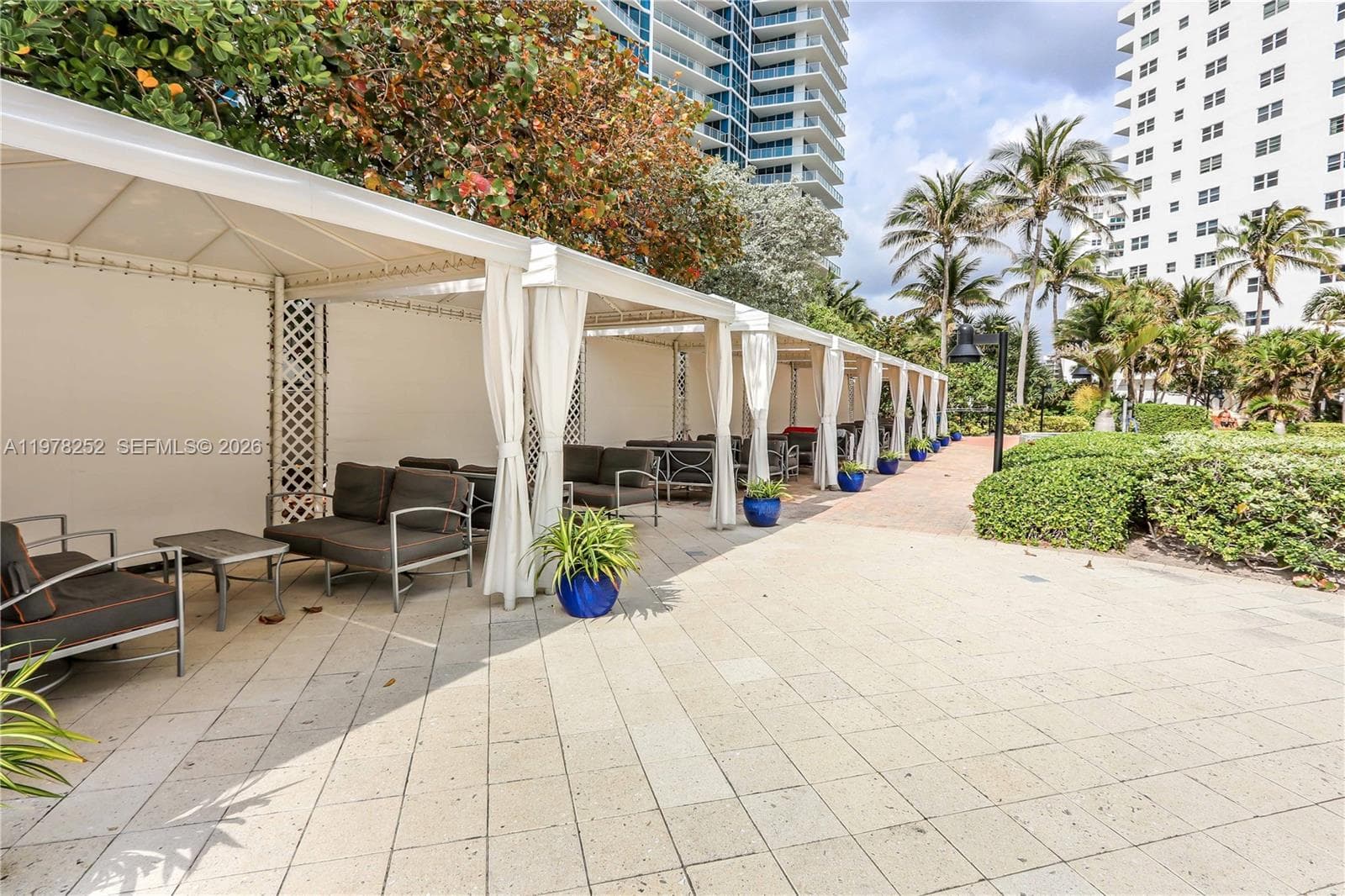 3001 S Ocean Dr 411 photo 24