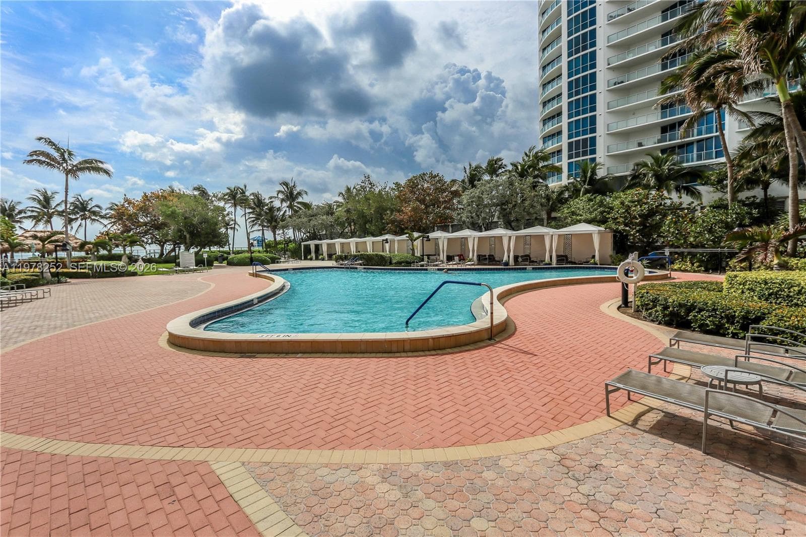 3001 S Ocean Dr 411 photo 18