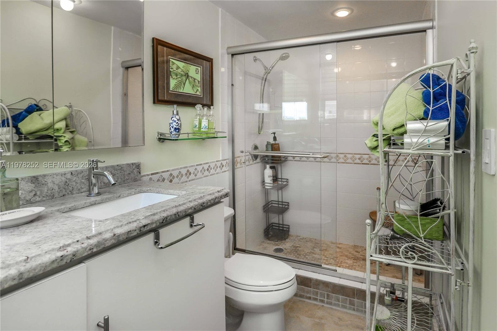 3001 S Ocean Dr 411 photo 15