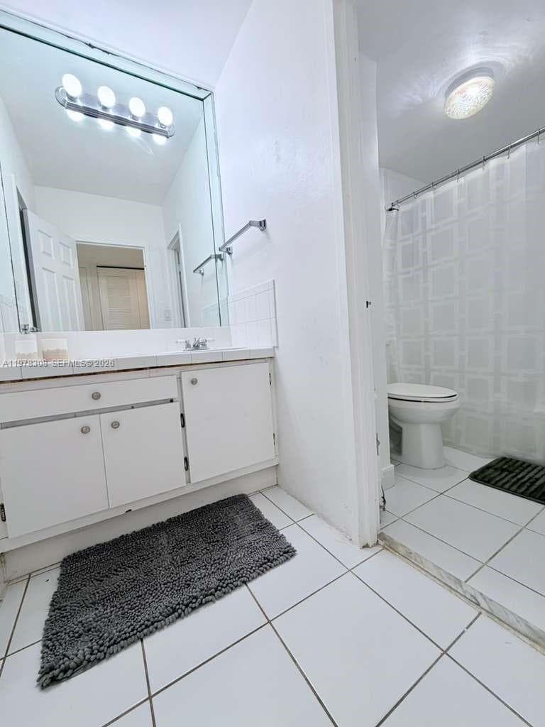 100 Lincoln Rd 524 photo 8