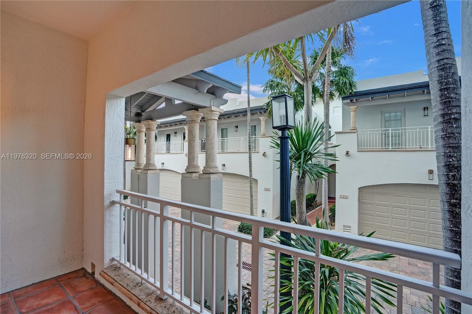 1415 Sunset Harbour Dr 202 photo 16