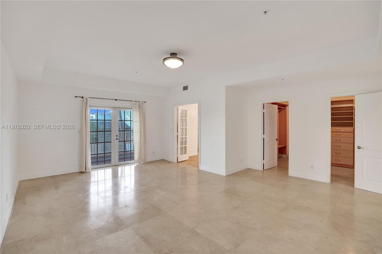 1415 Sunset Harbour Dr 202 photo 21