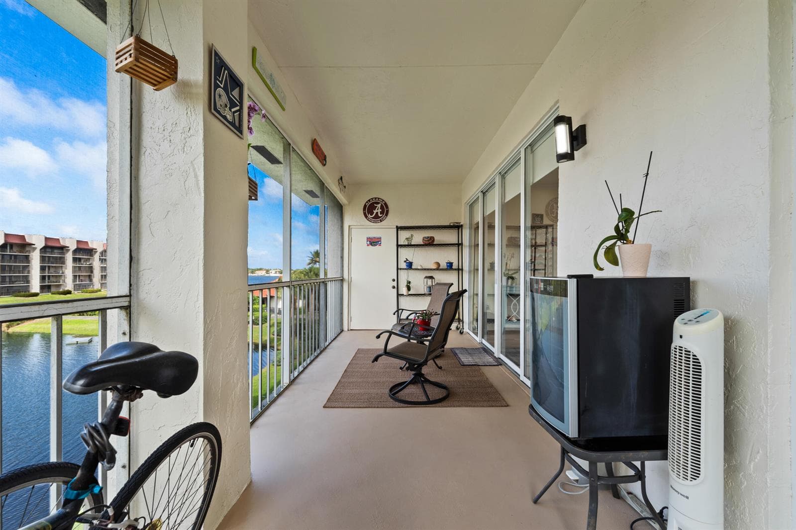 108 Half Moon Circle C3 photo 17