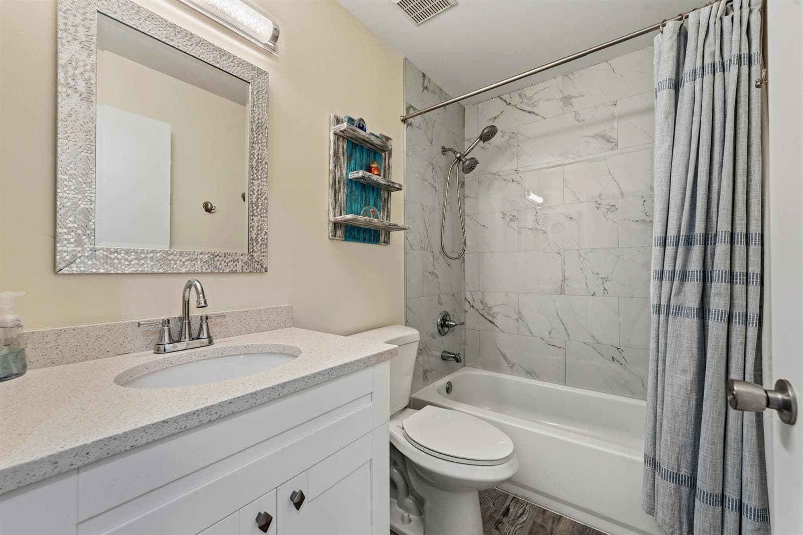 108 Half Moon Circle C3 photo 16