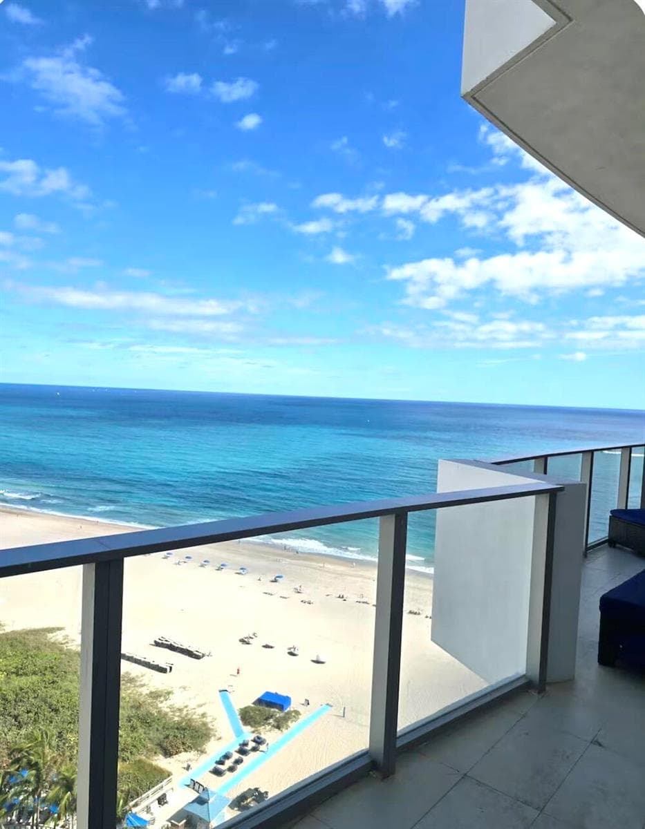 3100 N Ocean Drive H1801 photo 20