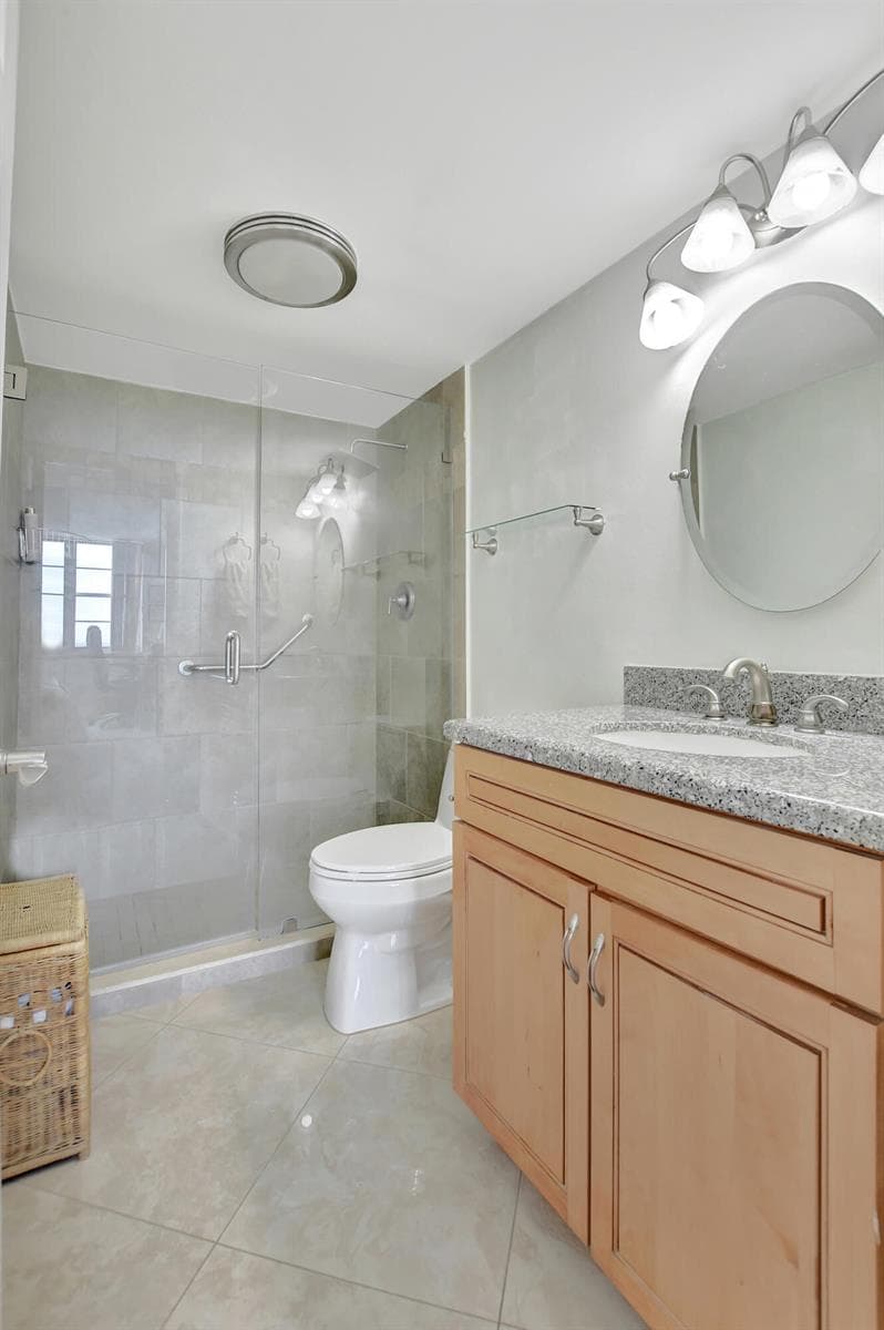 2121 N Ocean Boulevard 1405e photo 21