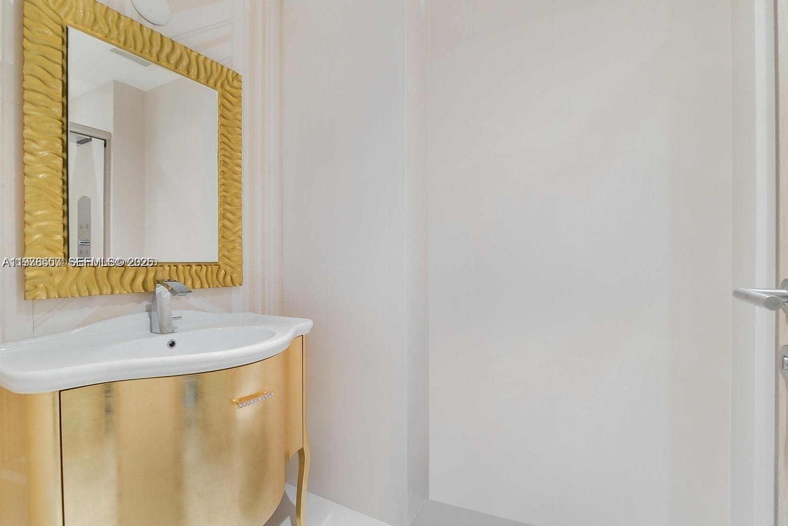 18031 Biscayne Blvd PH01 photo 11