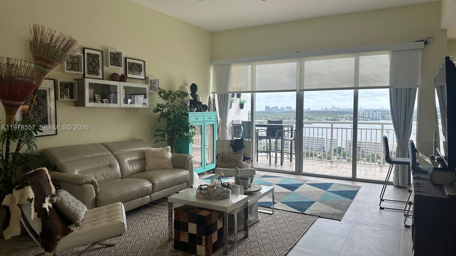 18031 Biscayne Blvd PH01 photo 4