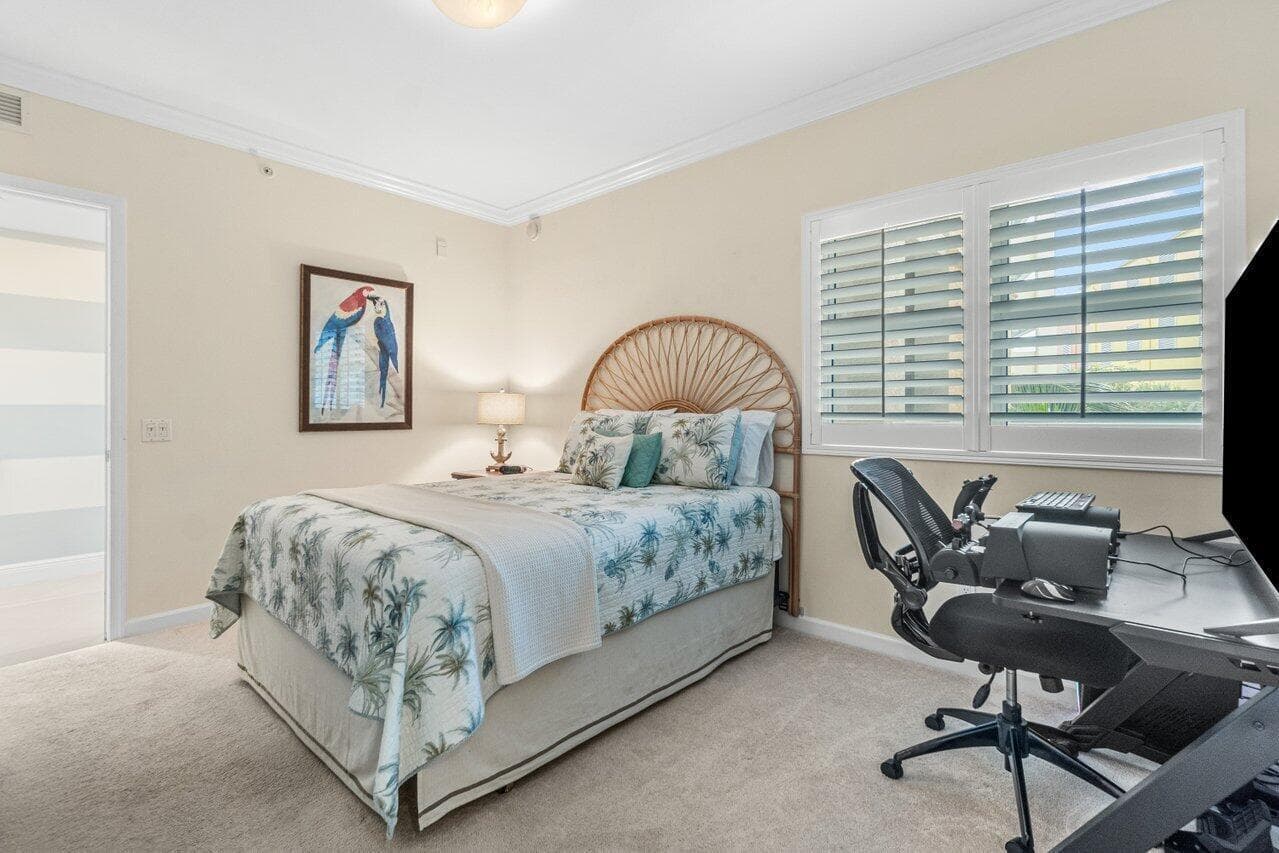 2650 Lake Shore Drive 302 photo 20