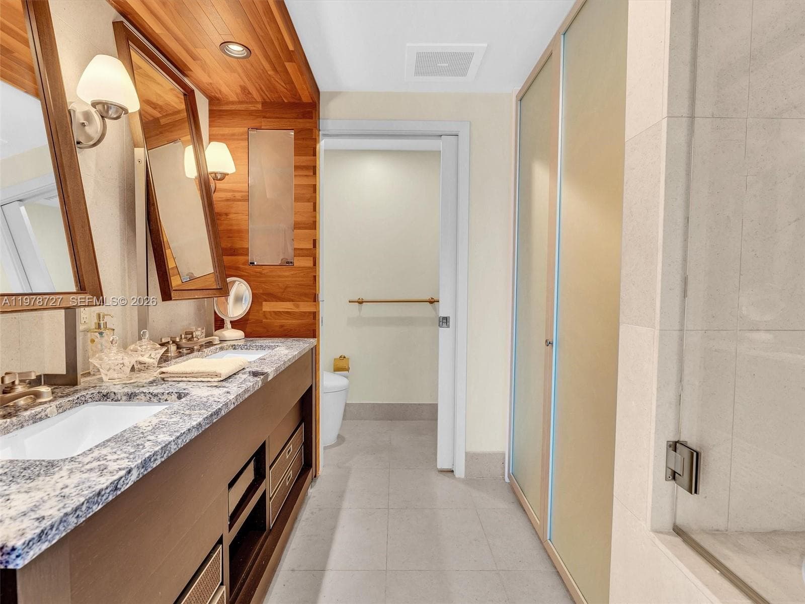 6899 Collins Ave 2109 photo 18