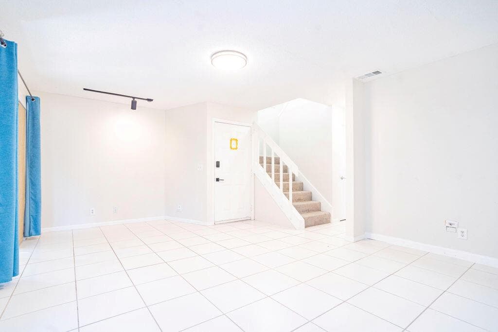 950 S Kanner Highway #124 5