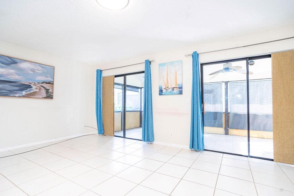950 S Kanner Highway #124 4