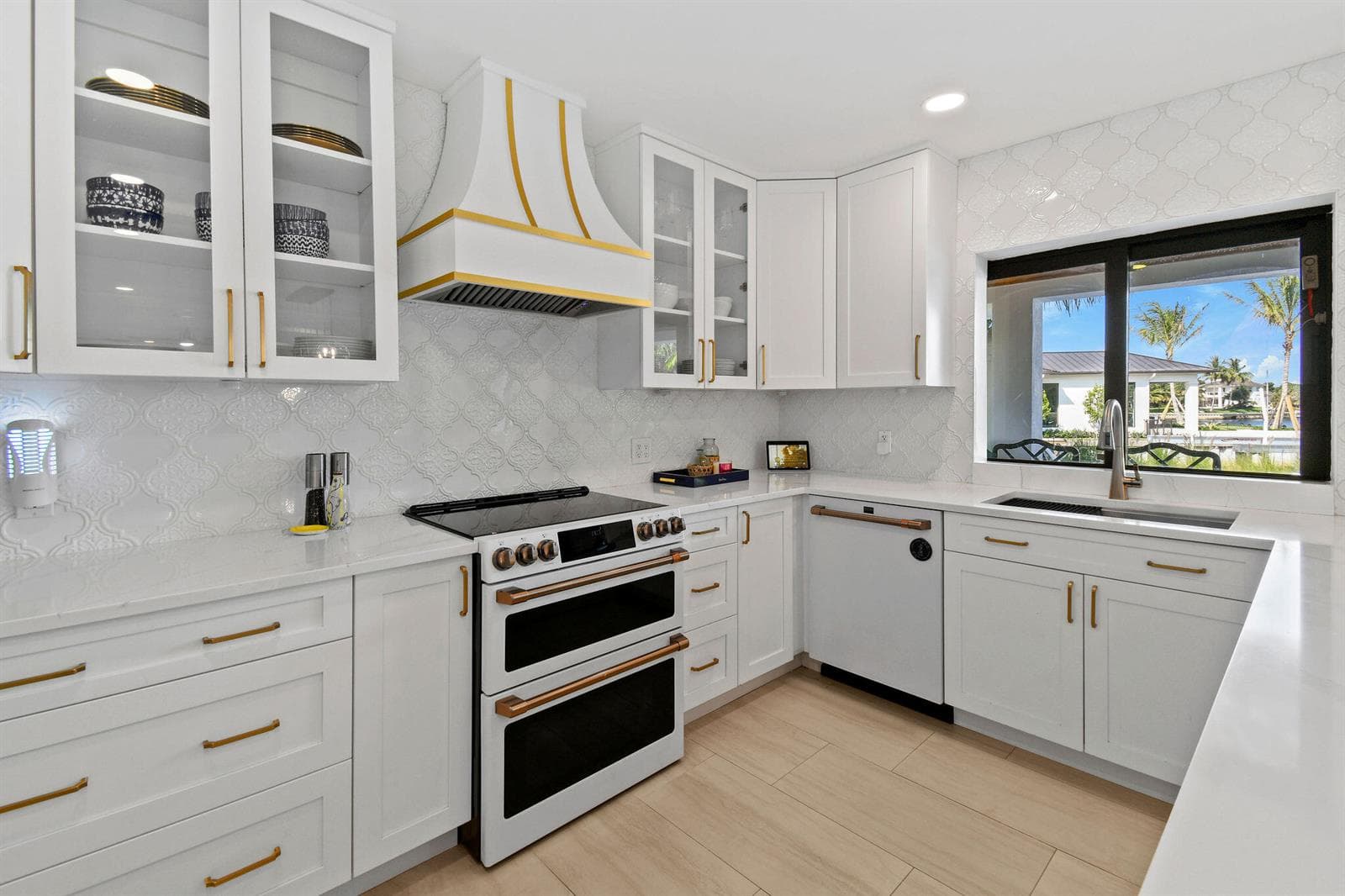 12880 S Shore Drive photo 14