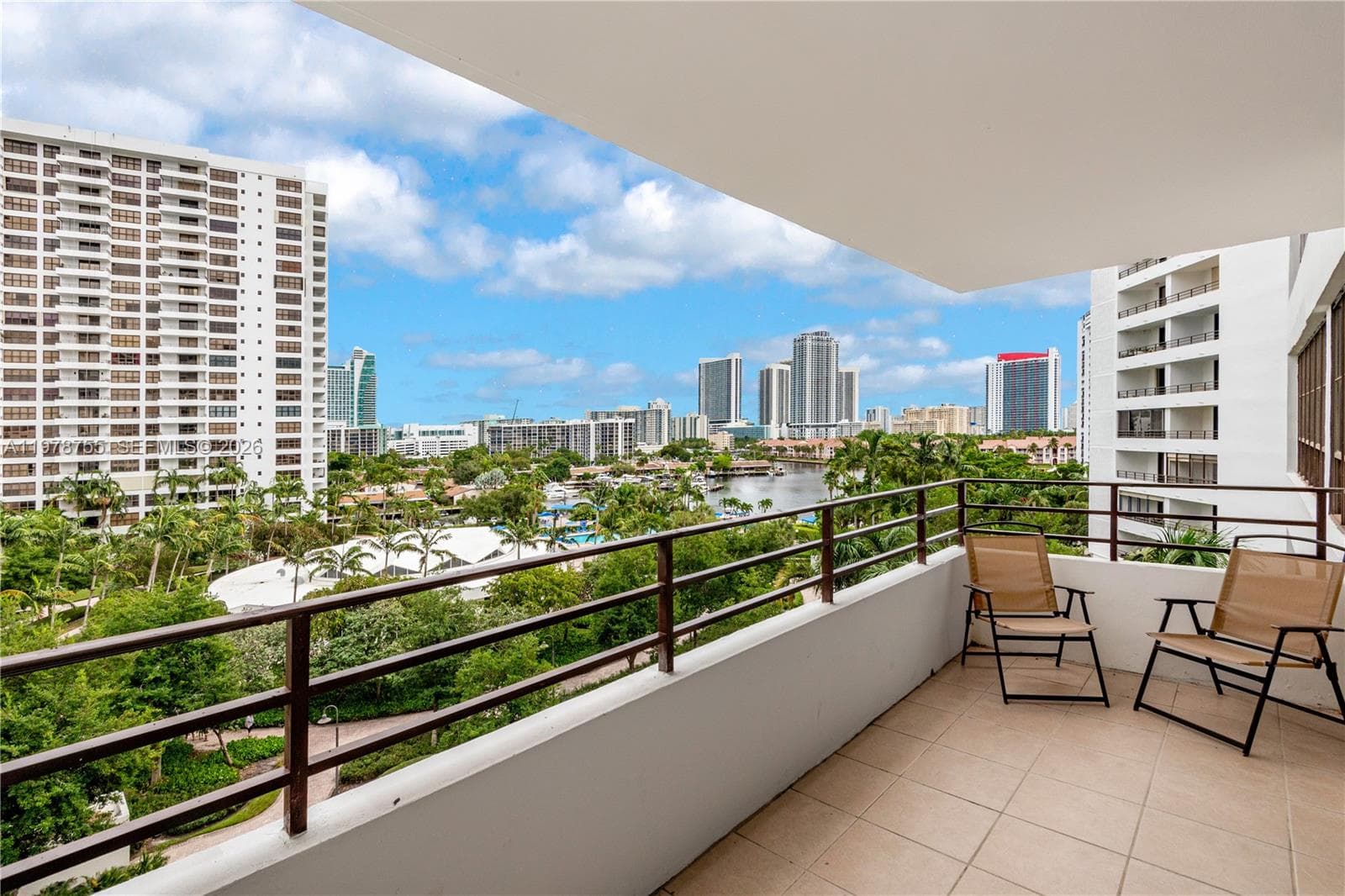 600 Three Islands Blvd 612 photo 6