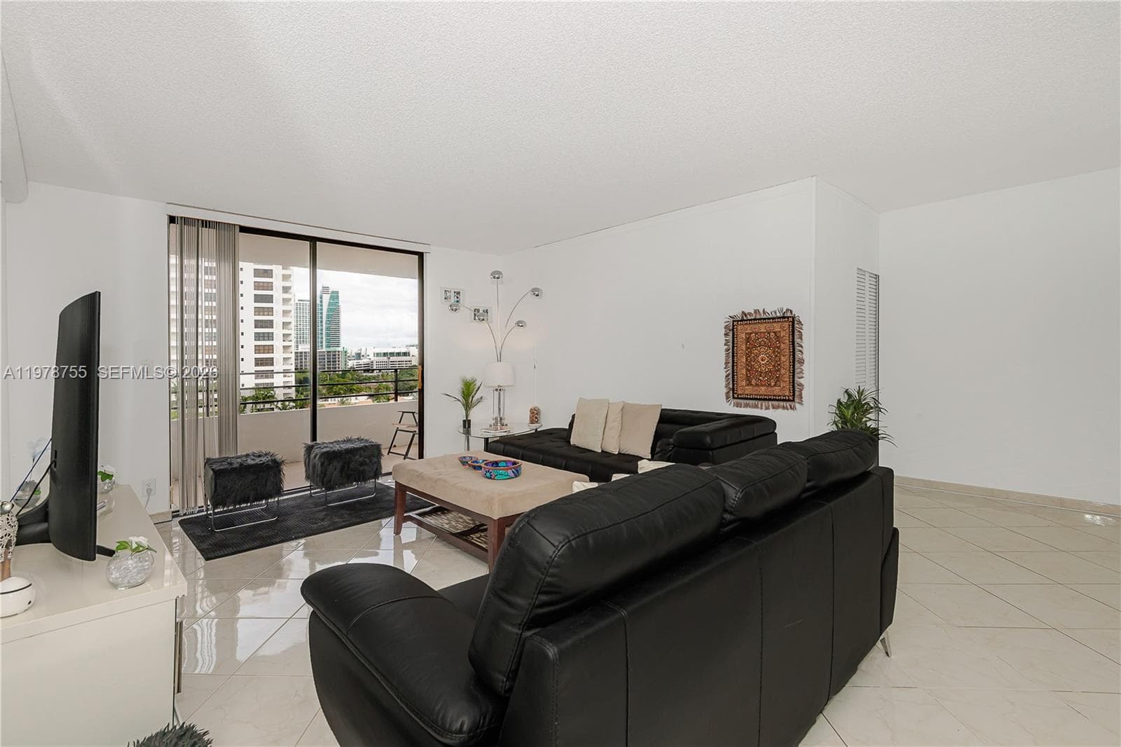 600 Three Islands Blvd 612 photo 15