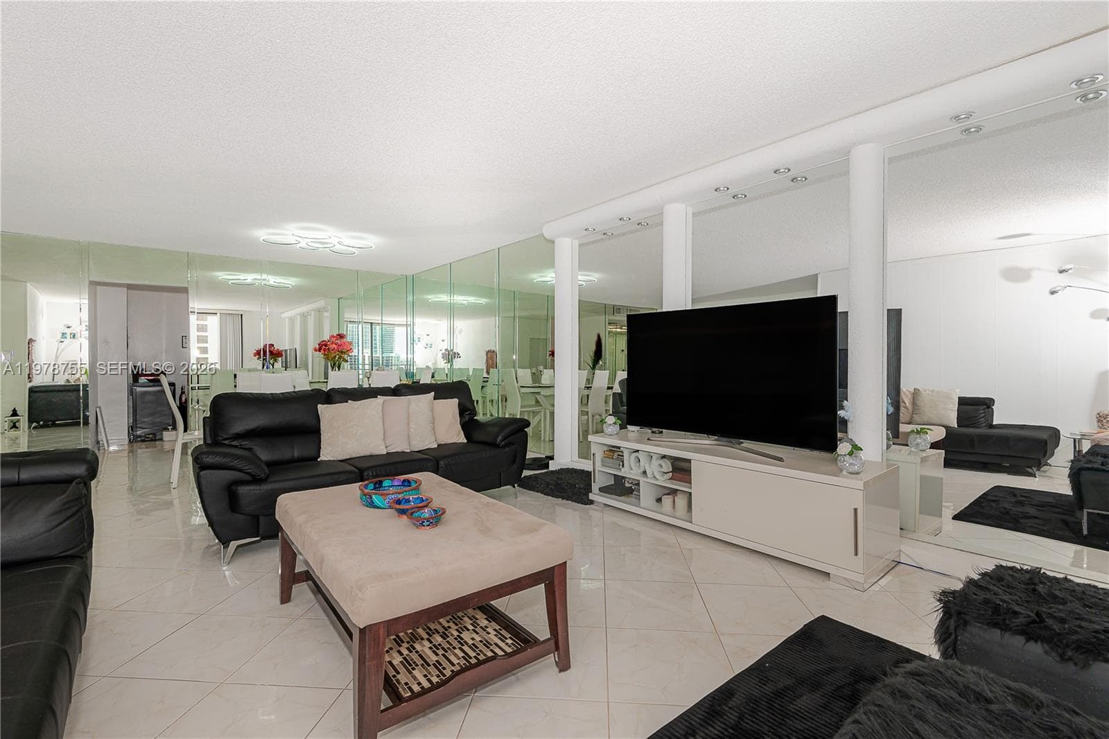 600 Three Islands Blvd 612 photo 19