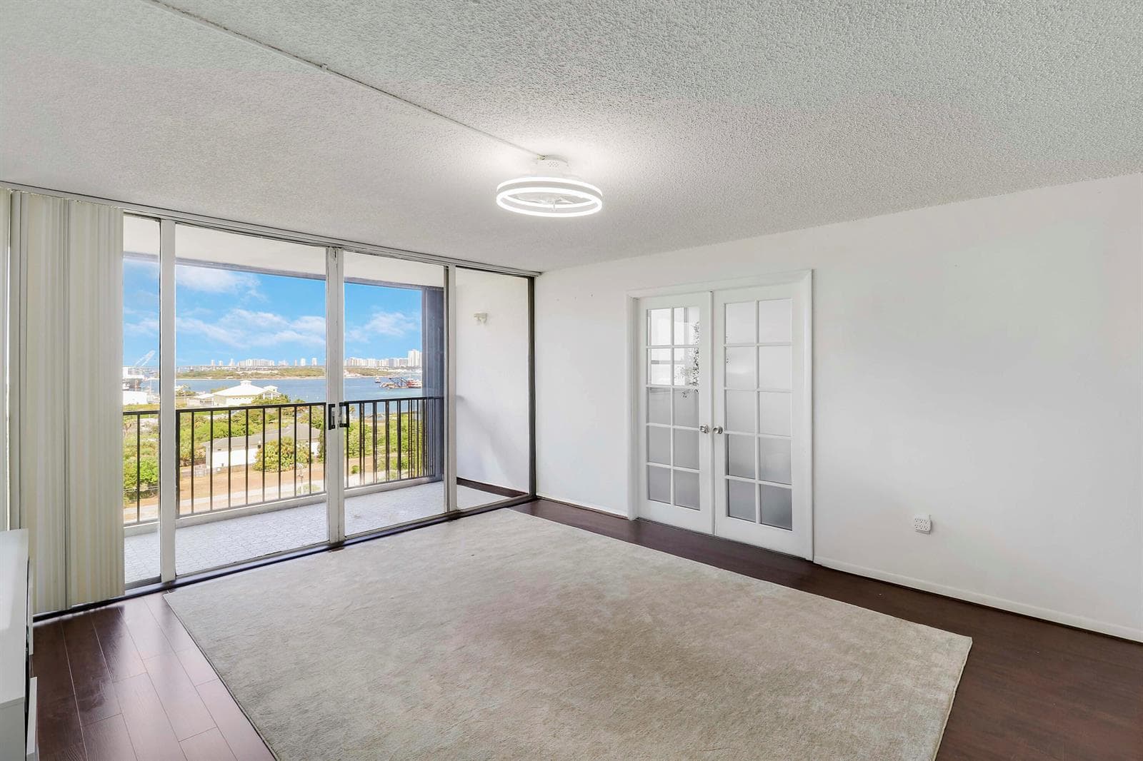 5600 N Flagler Drive 1001 photo 7