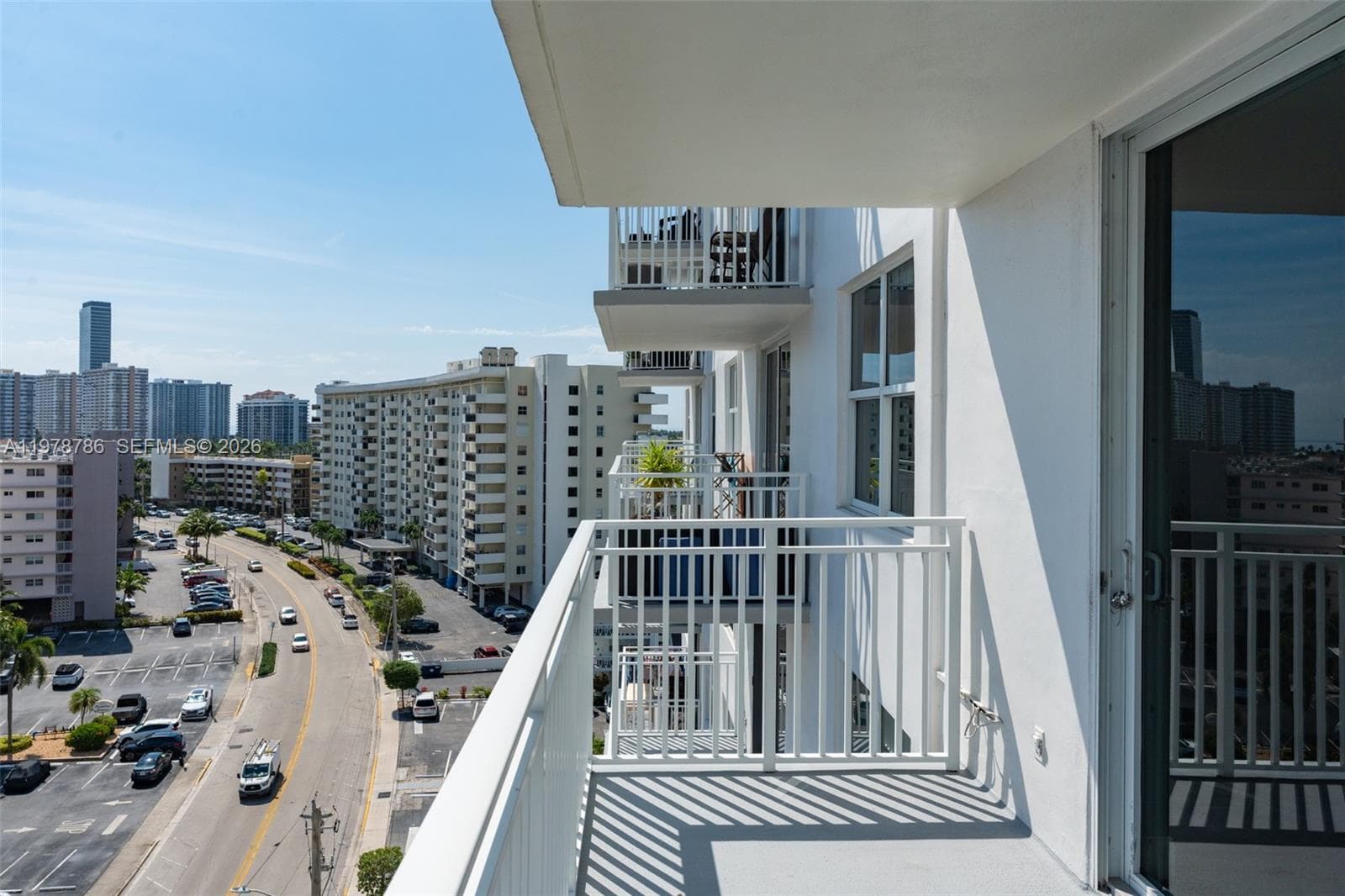 427 Golden Isles Dr 9G photo 5