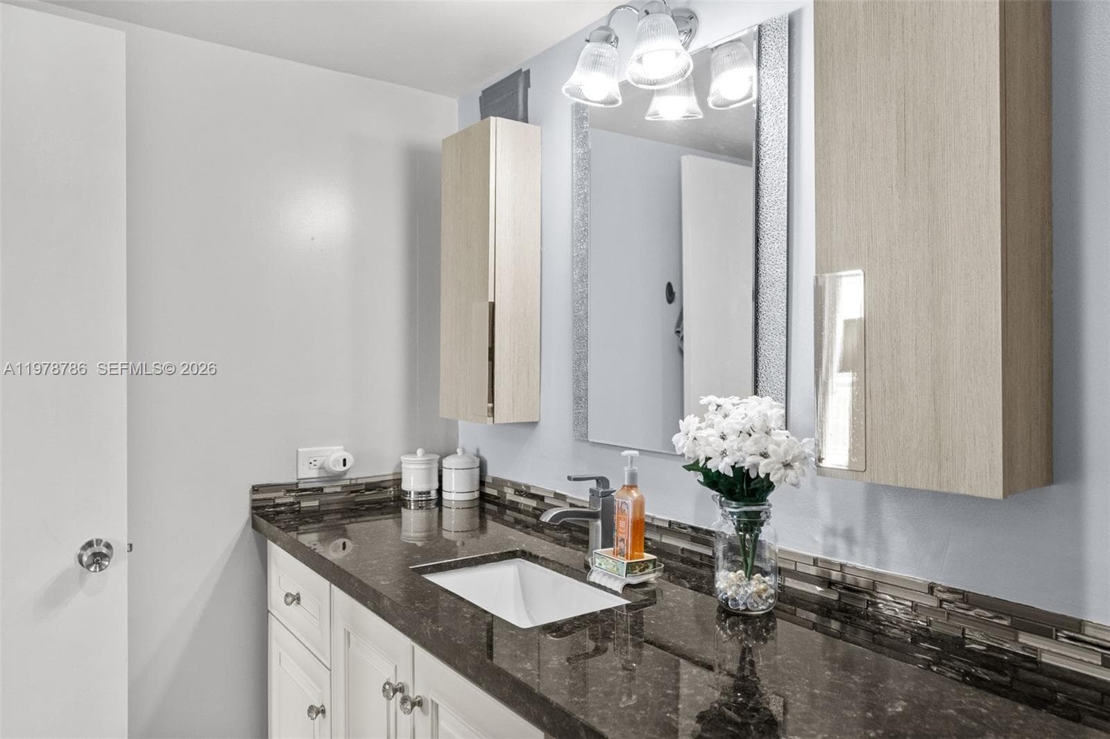 427 Golden Isles Dr 9G photo 15