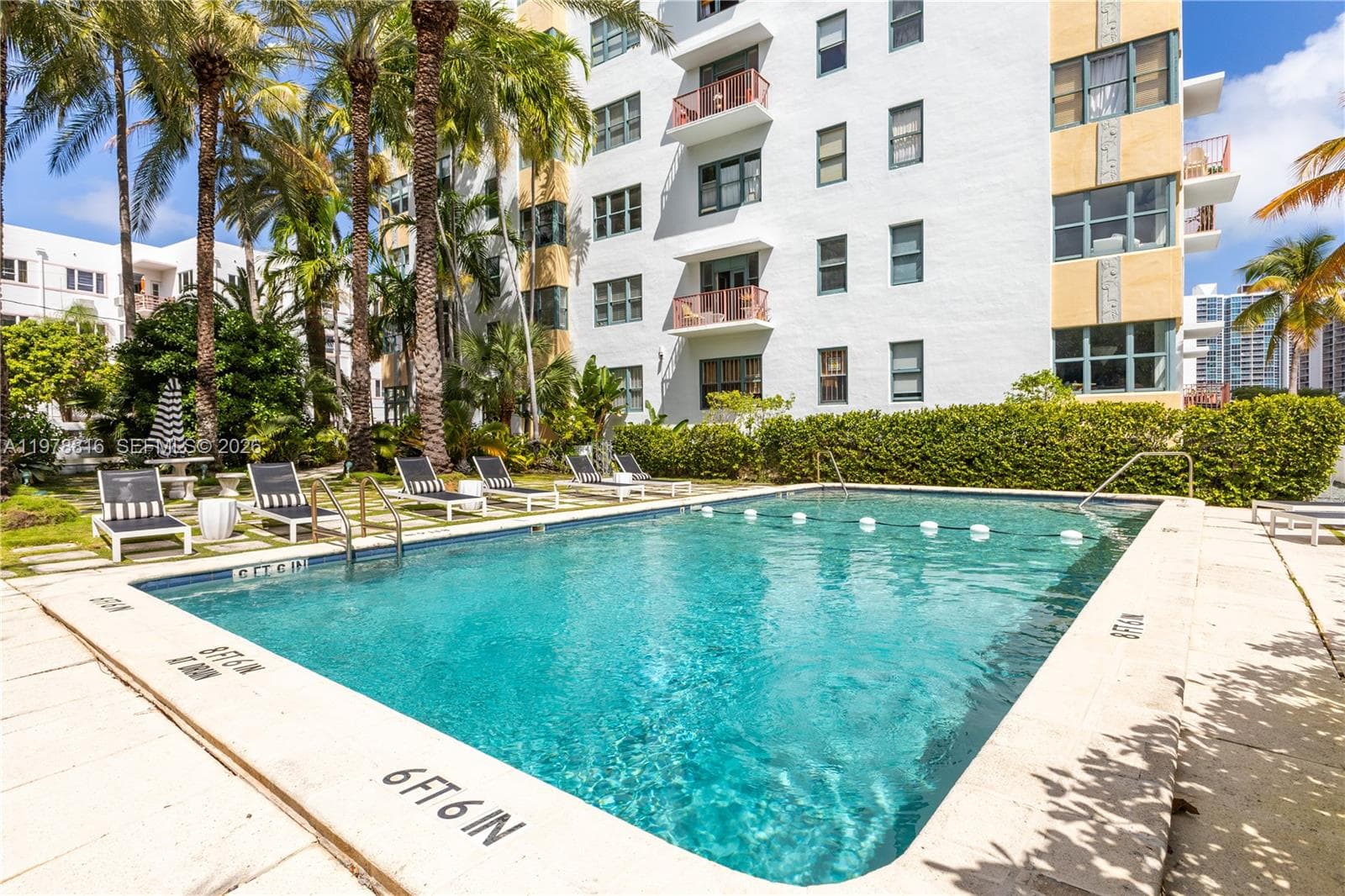 2445 Lake Pancoast Dr J photo 23