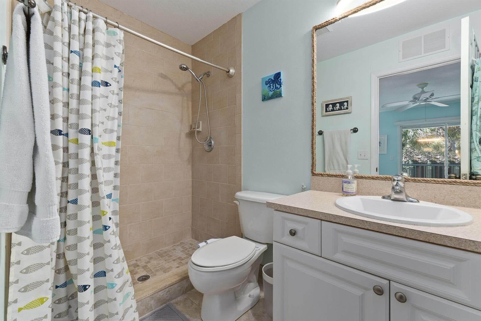 13515 S Indian River Drive 703 photo 17