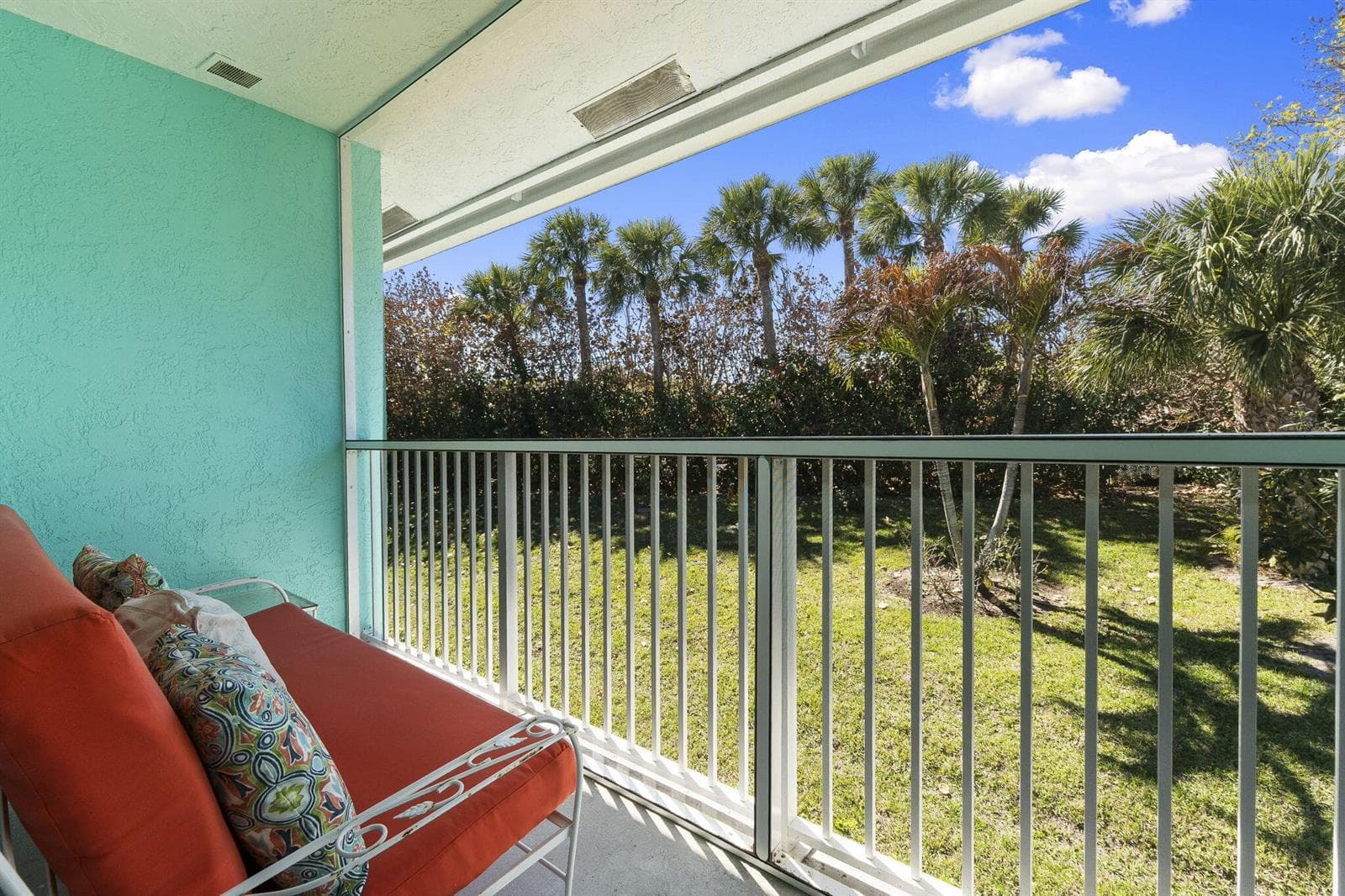13515 S Indian River Drive 703 photo 20