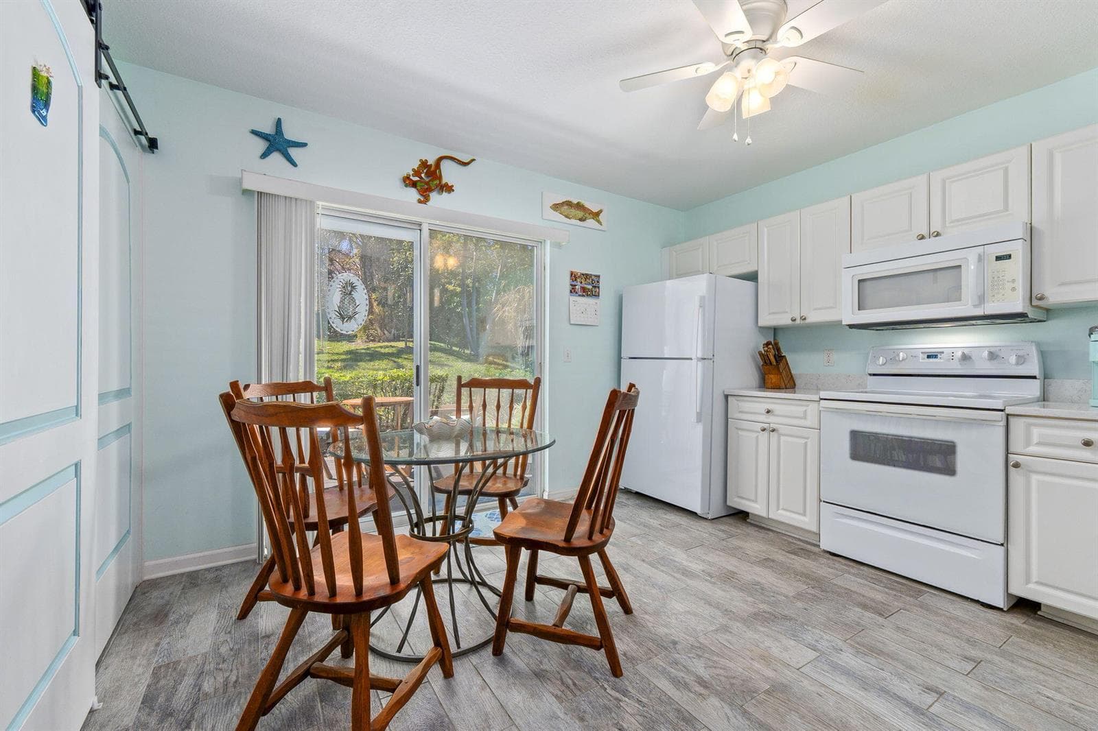 13515 S Indian River Drive 703 photo 11
