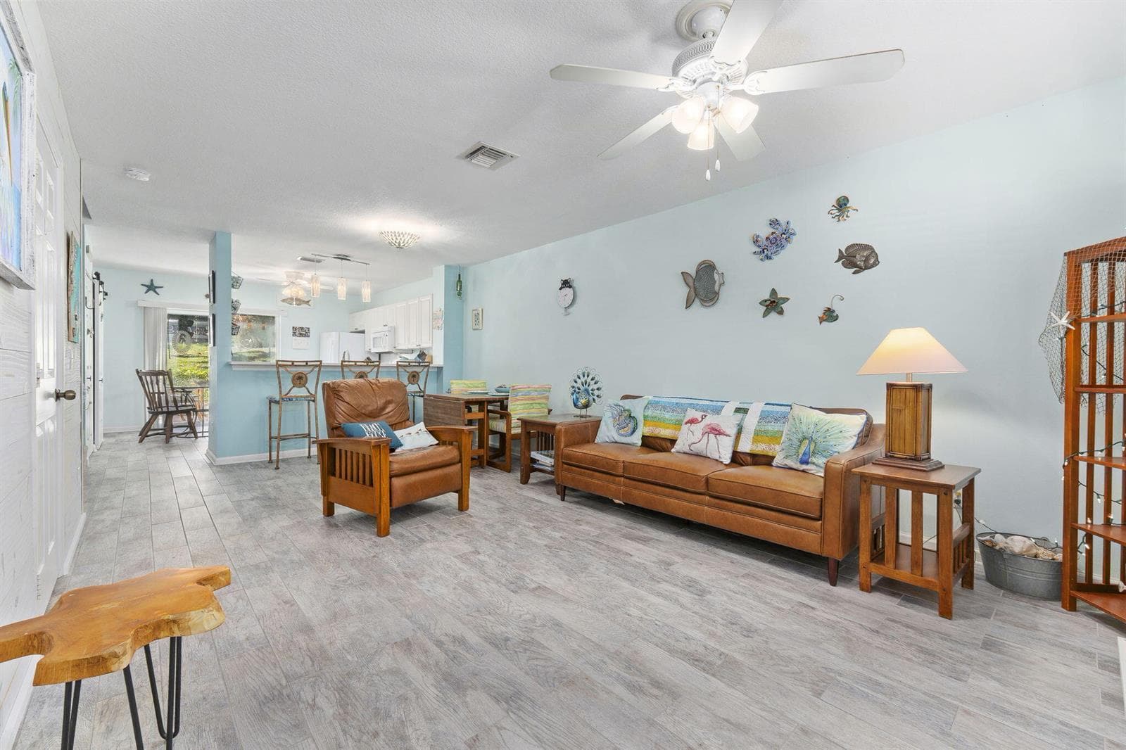 13515 S Indian River Drive 703 photo 4