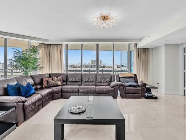 3535 OCEAN DR 905 photo 12