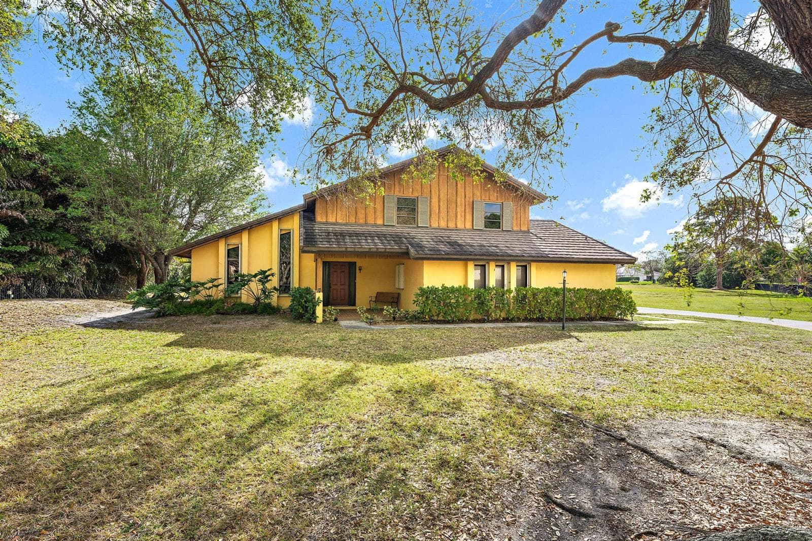 8090 Native Dancer Road E photo 21