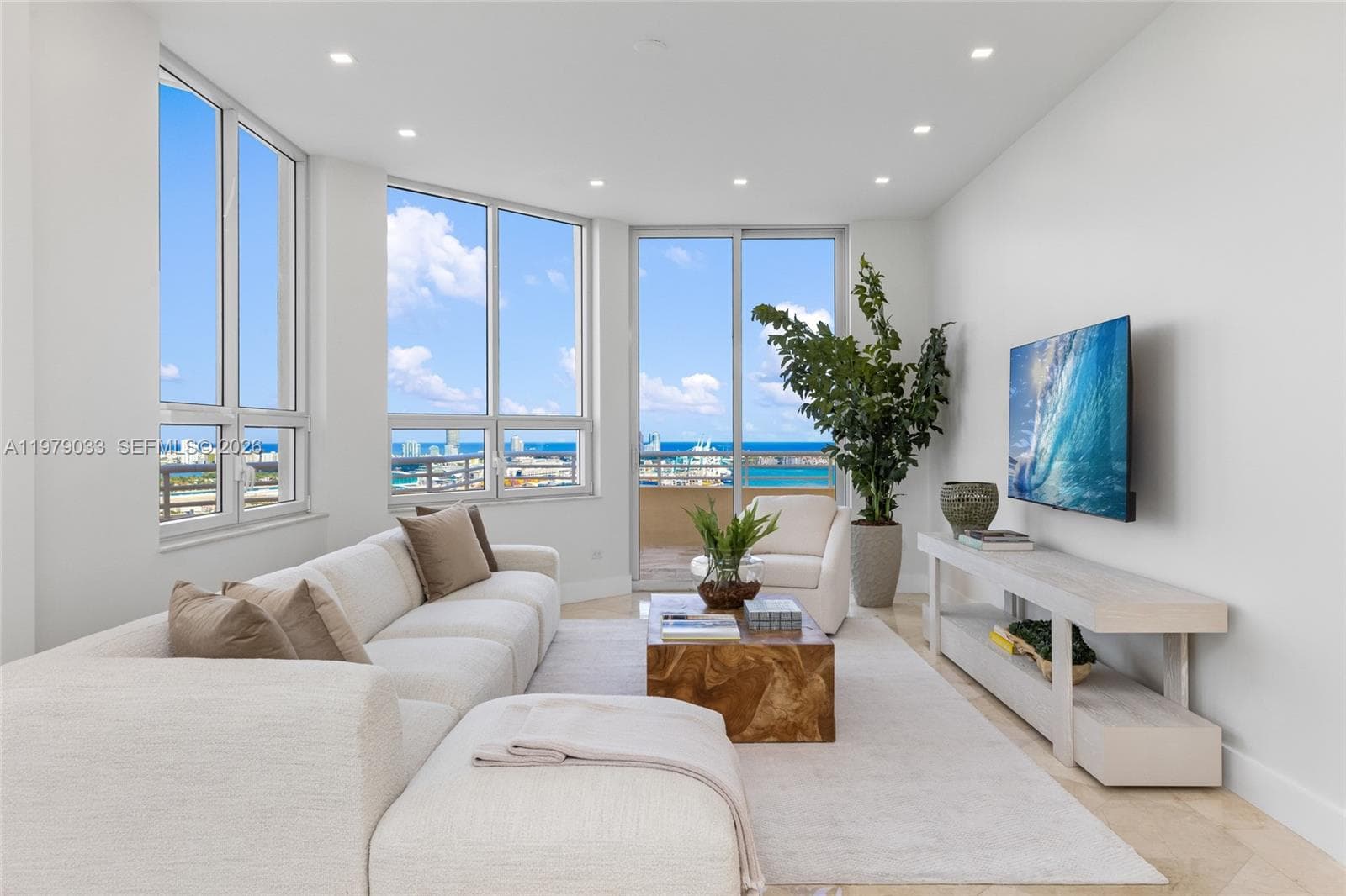 808 Brickell Key Dr 3901 photo 6