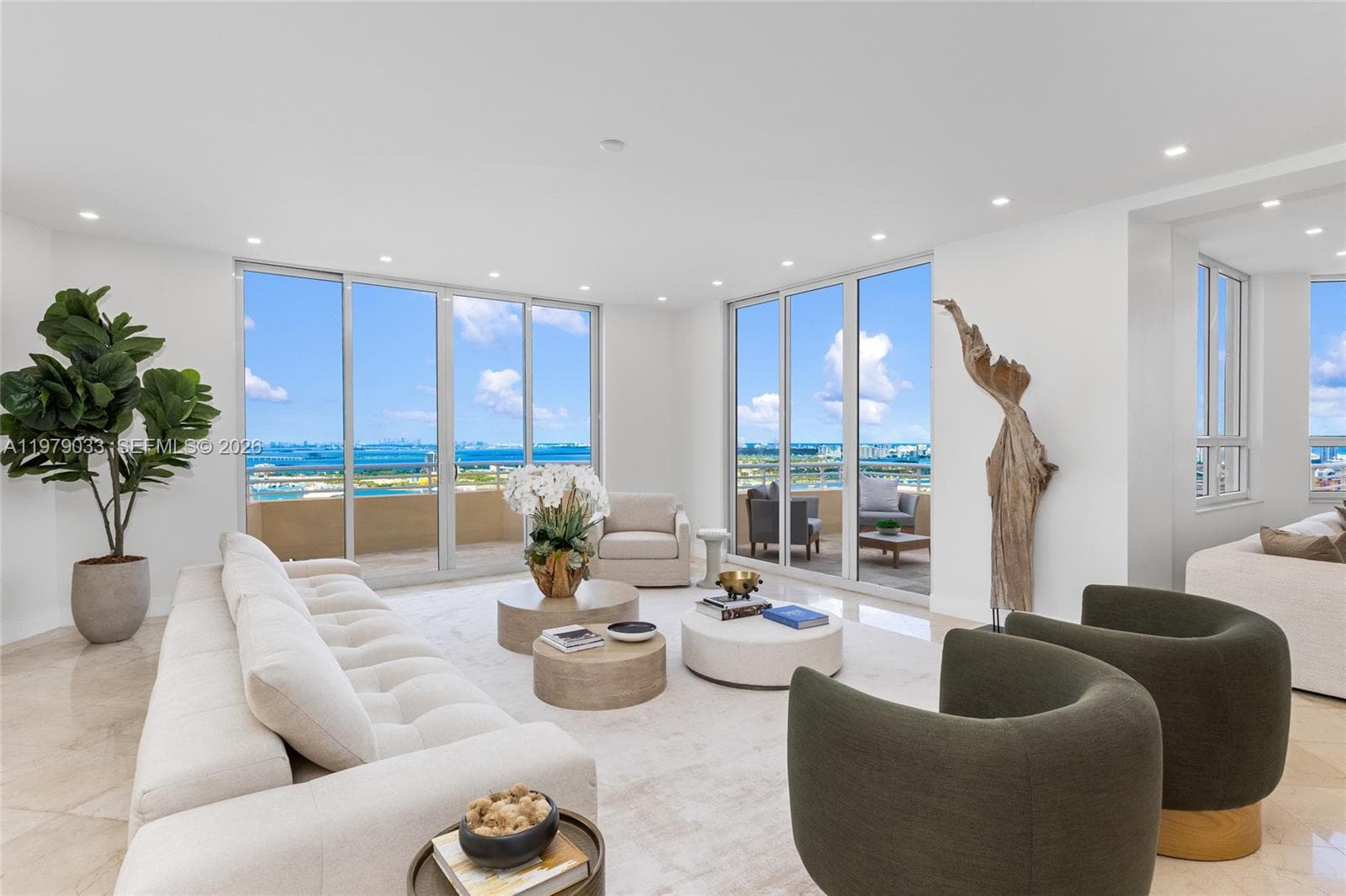 808 Brickell Key Dr 3901 photo 9