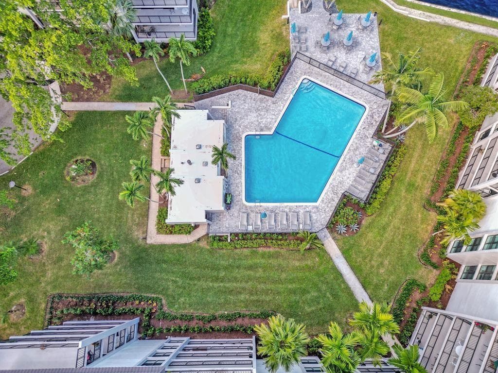 1301 River Reach Drive 201 photo 6
