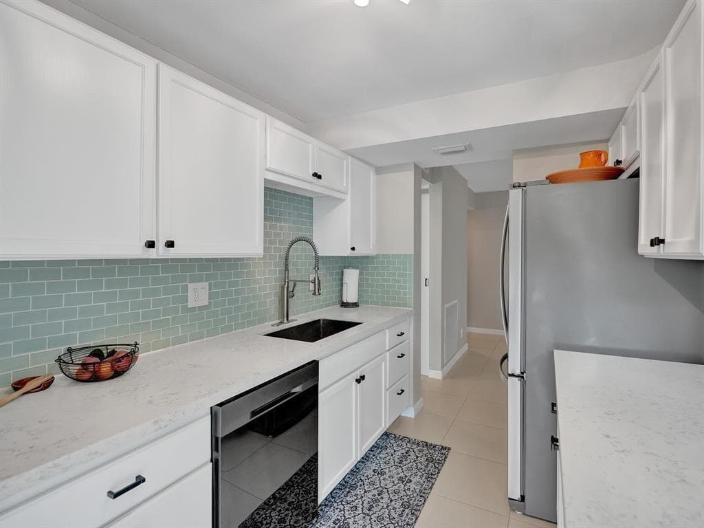 1301 River Reach Drive 201 photo 10