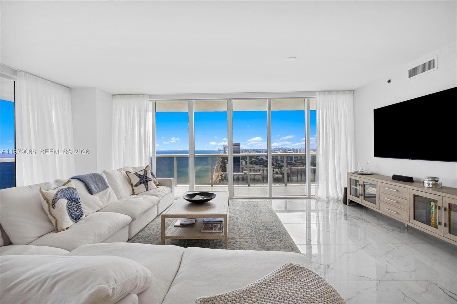 1830 S Ocean Dr 4502 photo 14