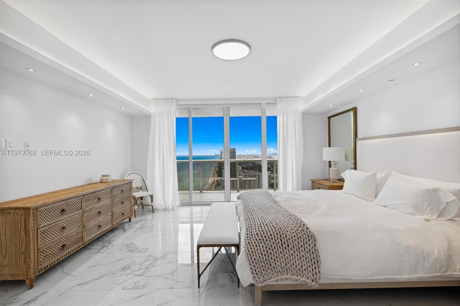 1830 S Ocean Dr 4502 photo 18
