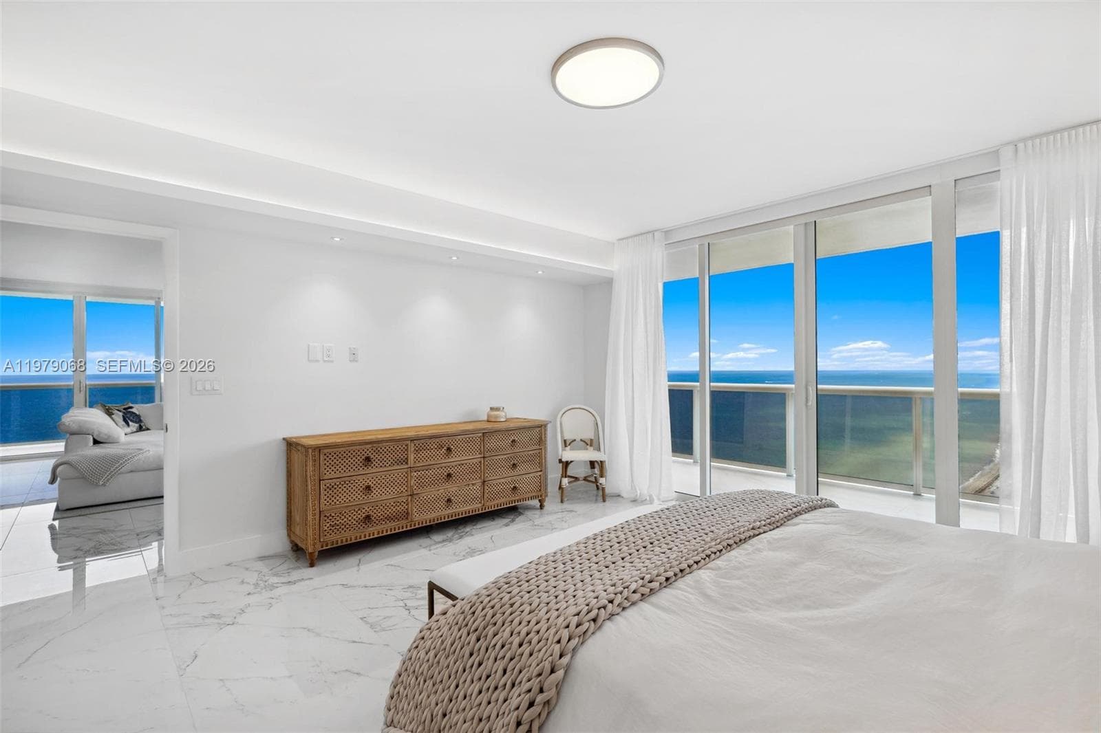 1830 S Ocean Dr 4502 photo 19
