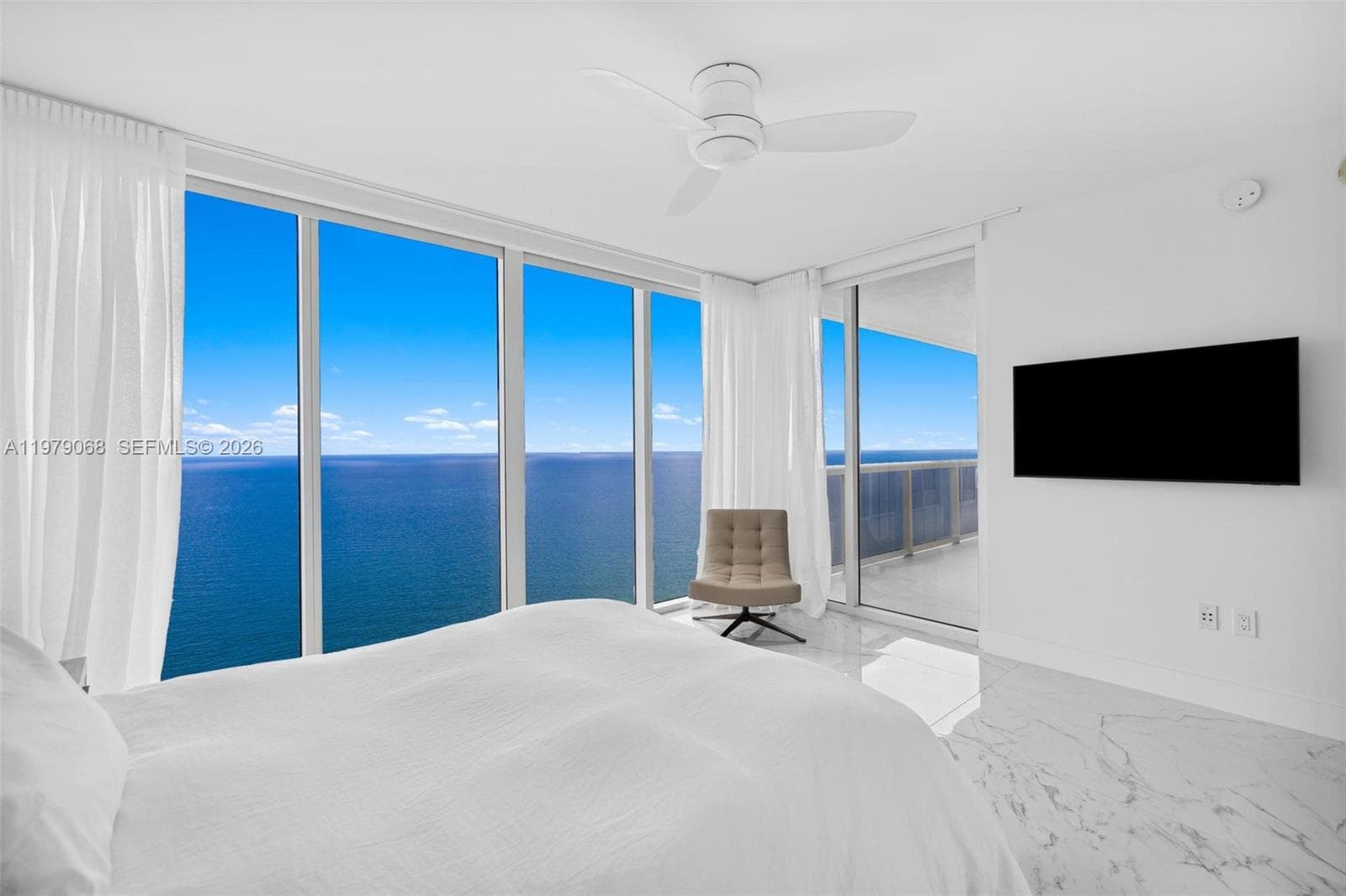 1830 S Ocean Dr 4502 photo 25