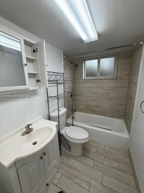2430 135th St 102 photo 23